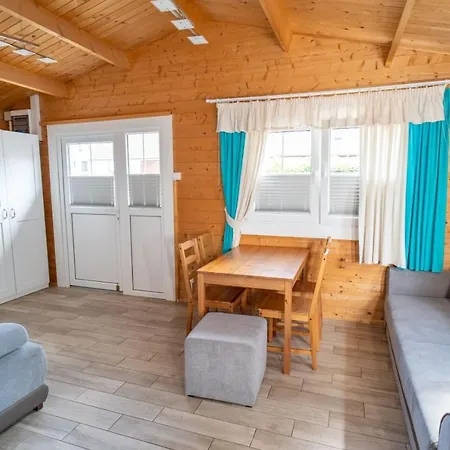 Jasmin Domki, Apartamenty, Nad Morzem Mielenko