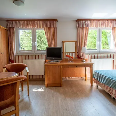 Jasmin Domki, Apartamenty, Nad Morzem Меленко