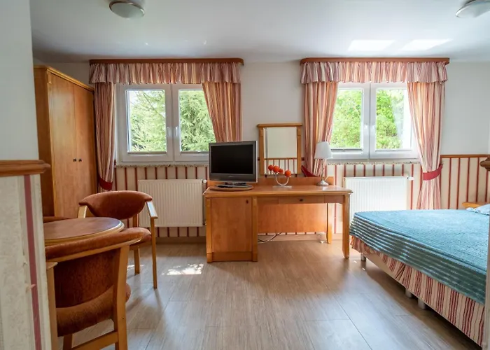 Jasmin Domki, Apartamenty, Nad Morzem Mielenko